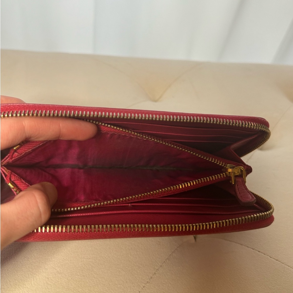 Prada Saffiano Leather Zip Wallet in Fuchsia with Gold Logo - Picture 5 of 12